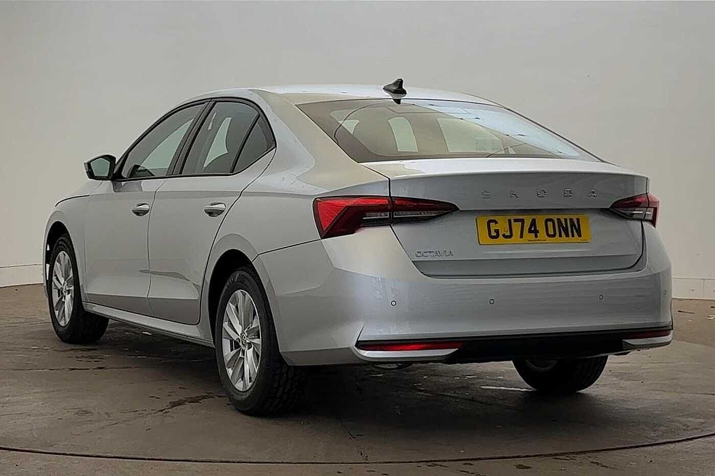 Used Skoda Octavia 2024 for sale - 76676782: Photo 3