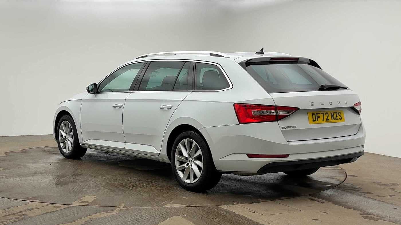 Used Skoda Superb 2023 for sale - 77044477: Photo 3