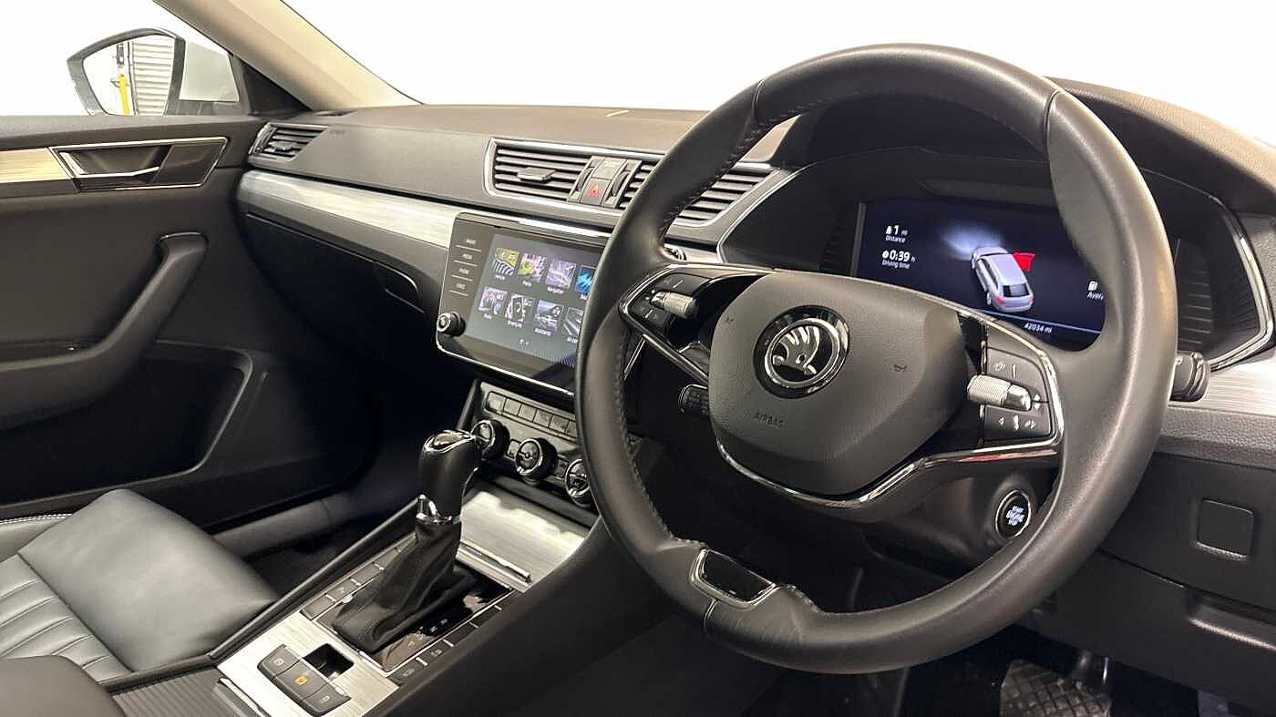 Used Skoda Superb 2023 for sale - 77044477: Photo 6