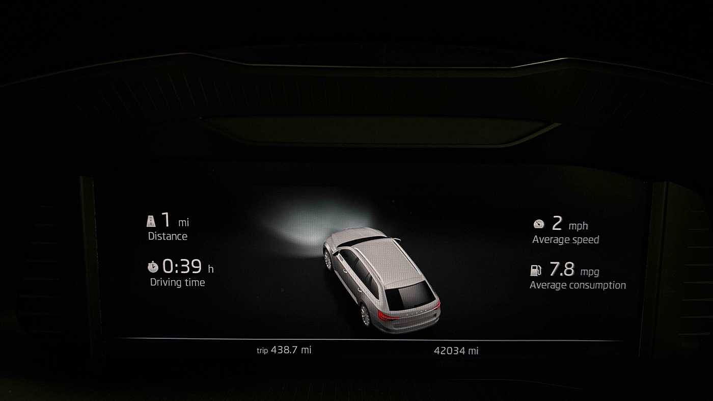 Used Skoda Superb 2023 for sale - 77044477: Photo 8