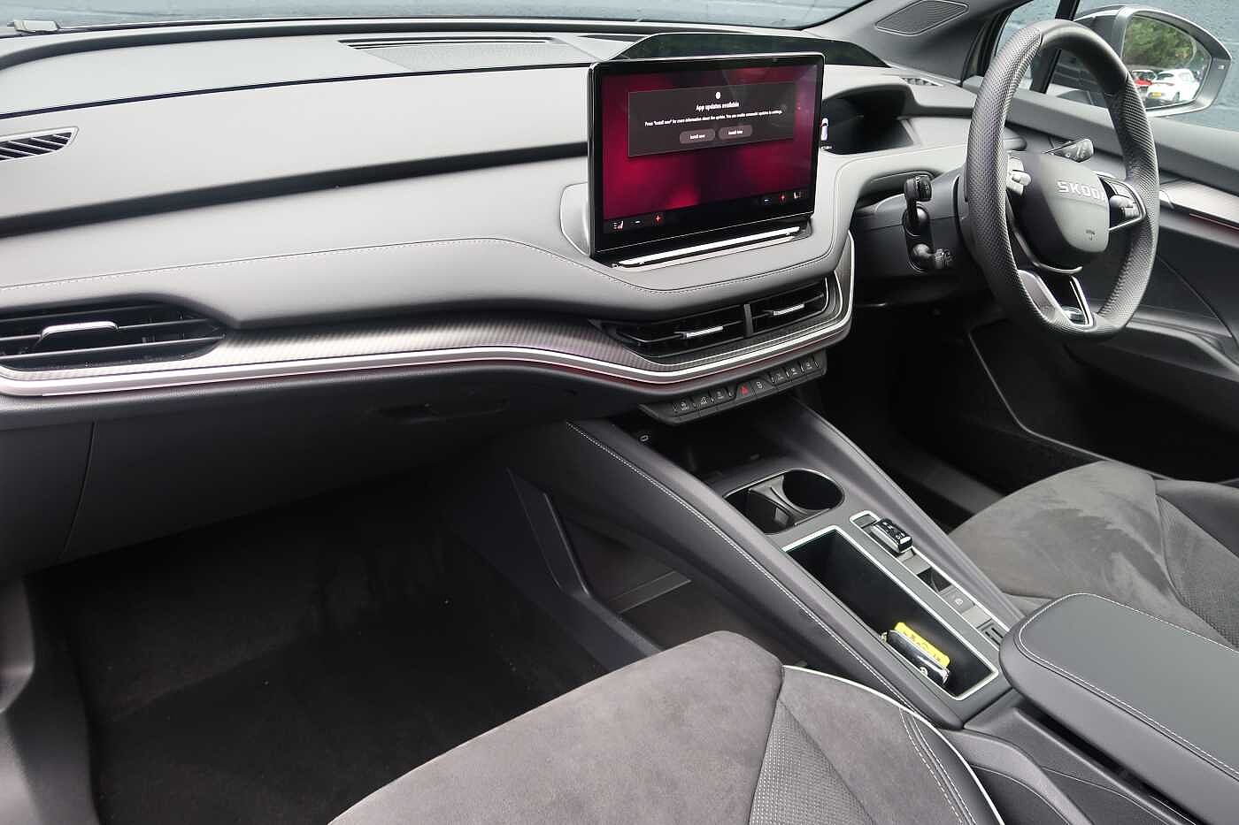 Used Skoda Enyaq 2025 for sale - 76679674: Photo 2