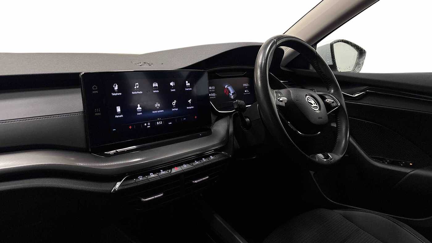 Used Skoda Octavia 2023 for sale - 77233402: Photo 2