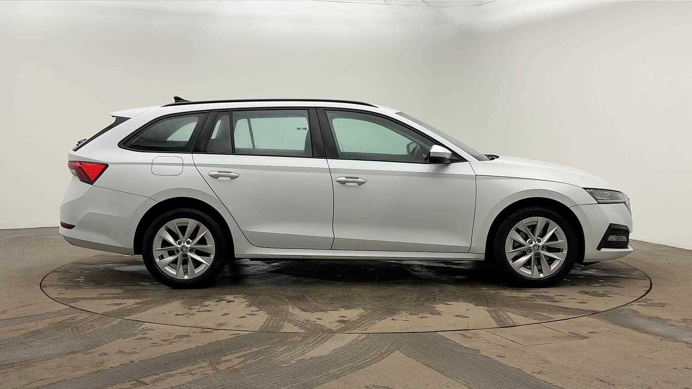 Used Skoda Octavia 2023 for sale - 77233402: Photo 4