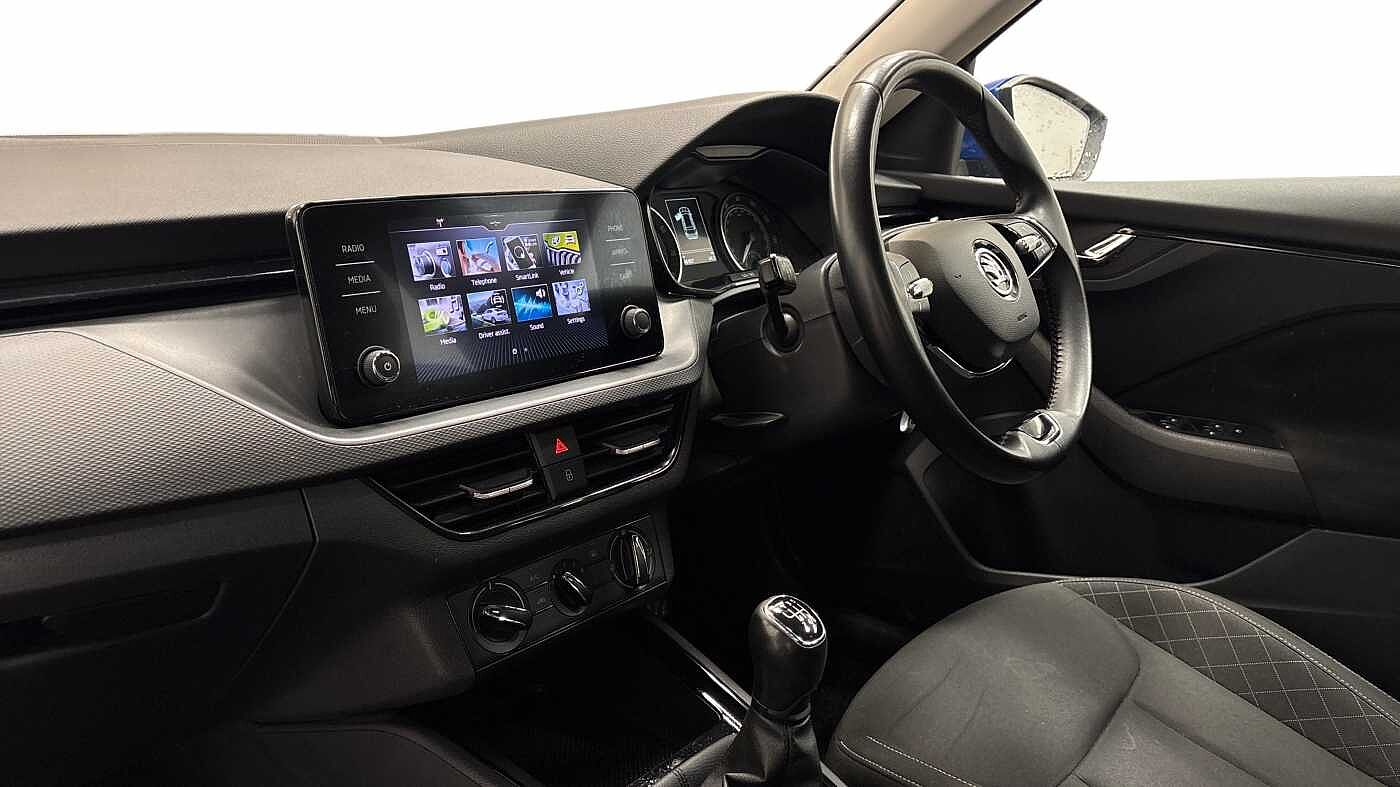 Used Skoda Kamiq 2023 for sale - 78190263: Photo 2