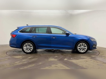 Used Skoda Octavia 2022 for sale - 77294789: Photo