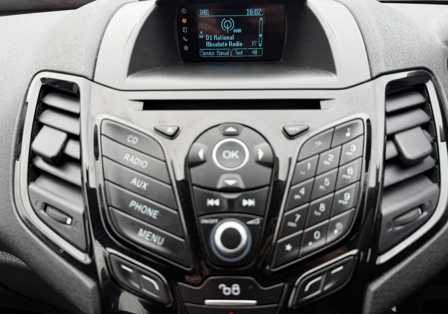 Used Ford Fiesta 2015 for sale - 77438234: Photo 15