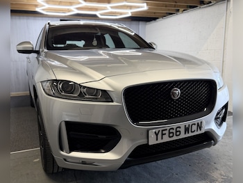 Used Jaguar F-Pace 2016 for sale - 78229083: Photo