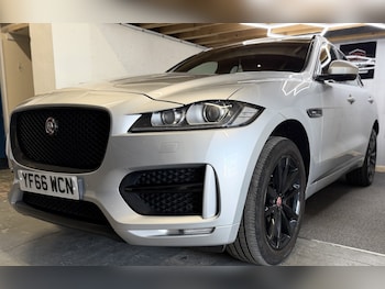 Used Jaguar F-Pace 2016 for sale - 78229083: Photo