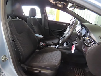 Used Vauxhall Astra 2017 for sale - 79098466: Photo