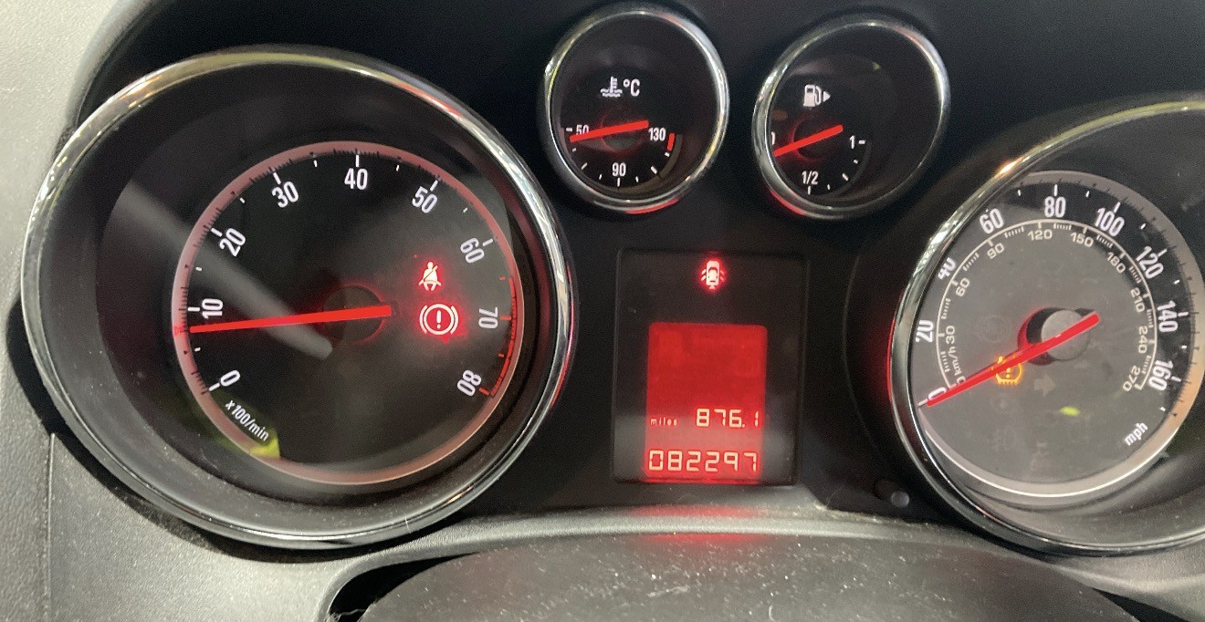 Used Vauxhall Astra 2015 for sale - 77113134: Photo 5