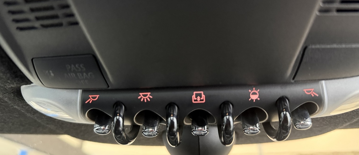 Used MINI Hatch 2011 for sale - 76444459: Photo 39