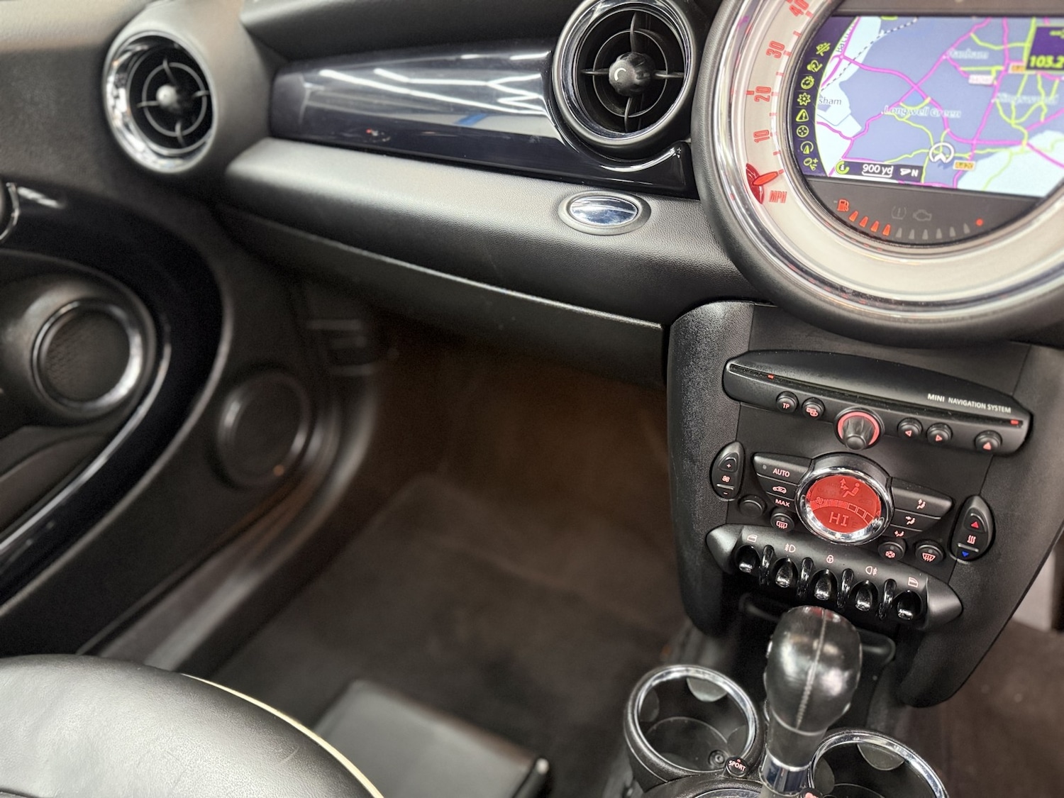 Used MINI Hatch 2011 for sale - 76444459: Photo 40