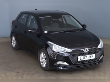Used Hyundai i20 2017 for sale - 78359981: Photo