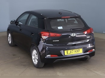Used Hyundai i20 2017 for sale - 78359981: Photo