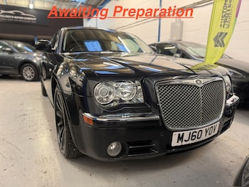 Used Chrysler 300C 2010 for sale - 76455340: Photo