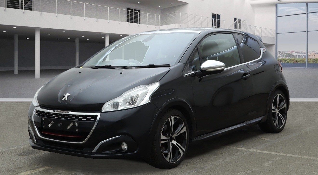 Used Peugeot 208 2016 for sale - 76837044: Photo 2