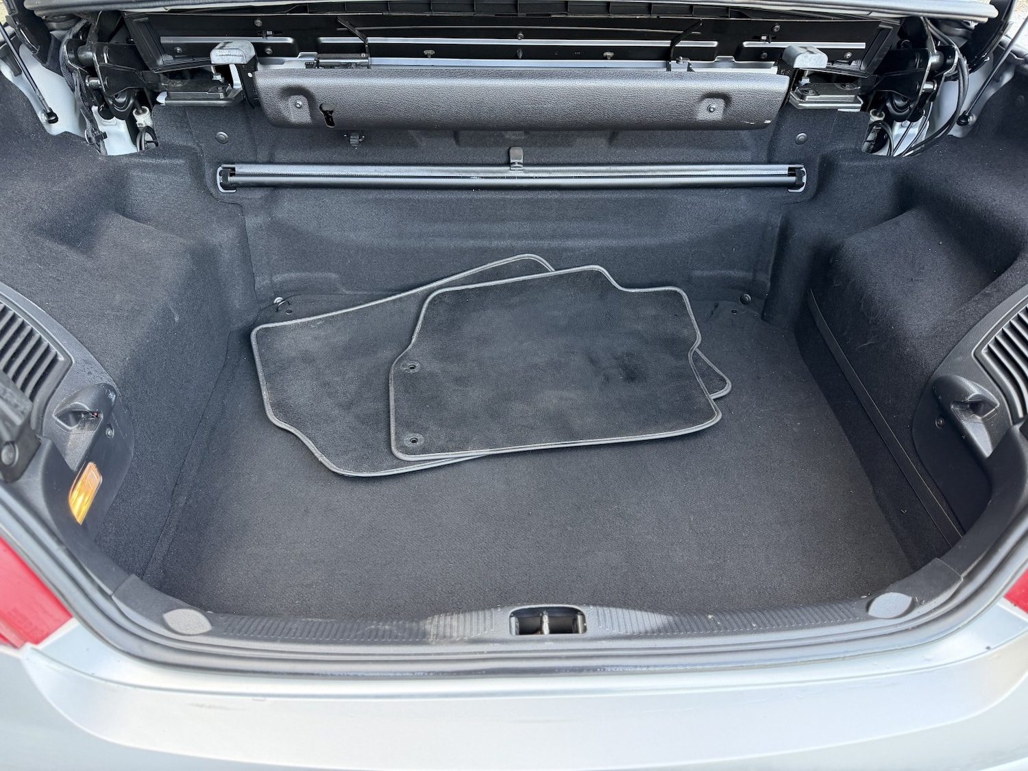 Used Peugeot 207 CC 2012 for sale - 76807270: Photo 19