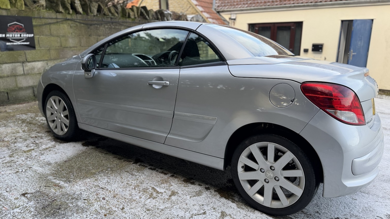Used Peugeot 207 CC 2012 for sale - 76807270: Photo 23