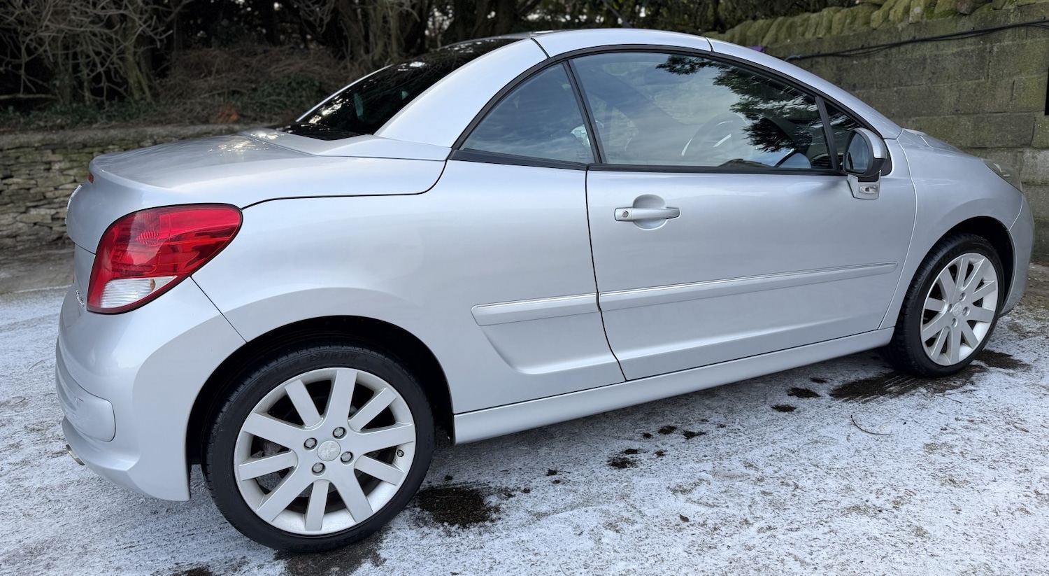Used Peugeot 207 CC 2012 for sale - 76807270: Photo 25