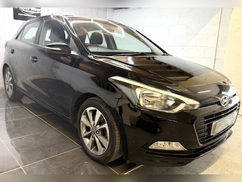 Used Hyundai i20 2017 for sale - 78445610: Photo