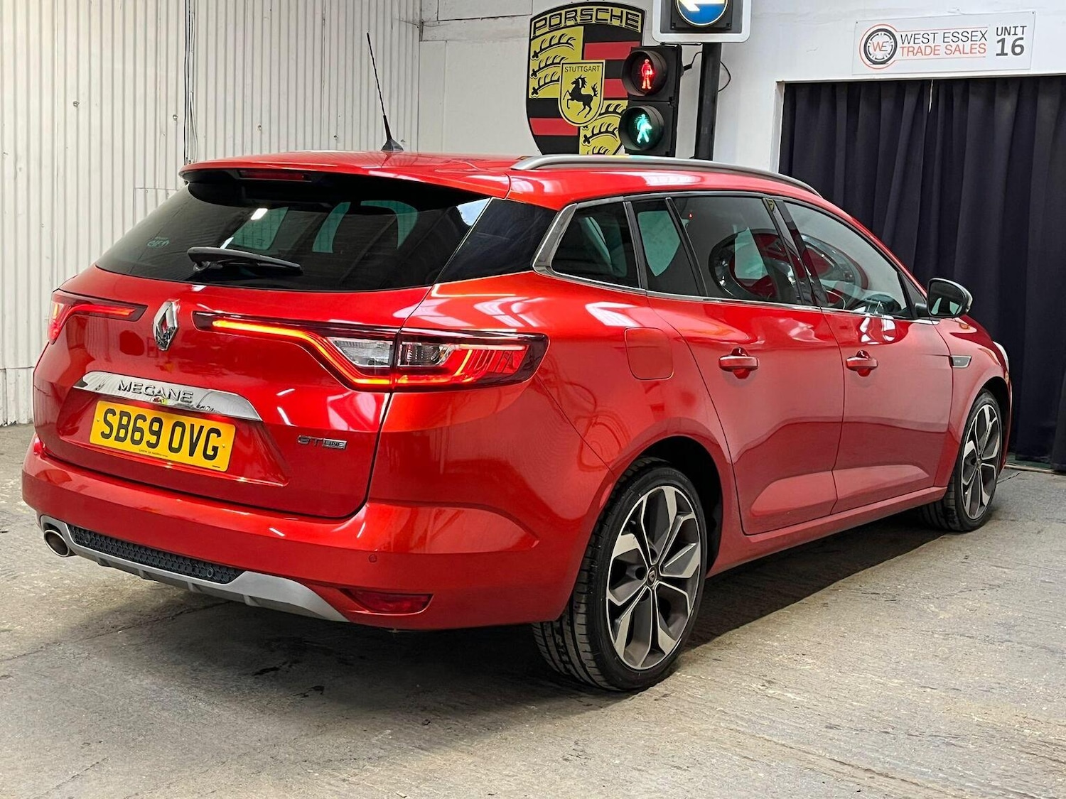 Used Renault Megane 2019 for sale - 76211942: Photo 6