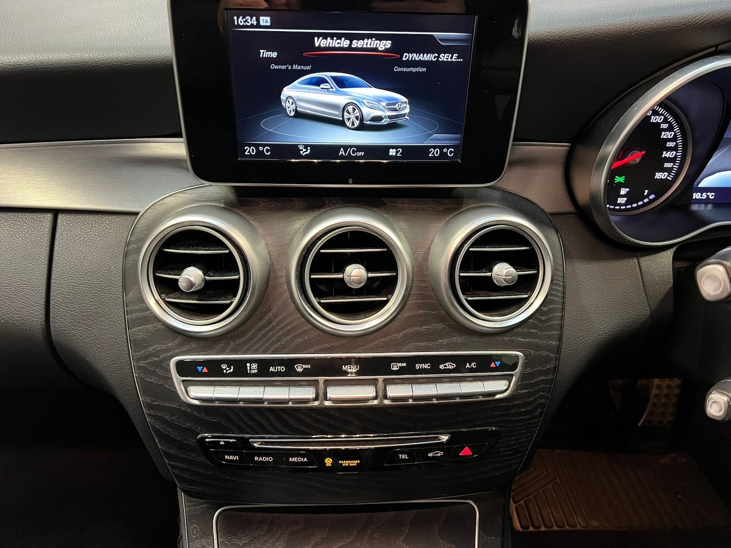 Used Mercedes-Benz C Class 2016 for sale - 77906532: Photo 23