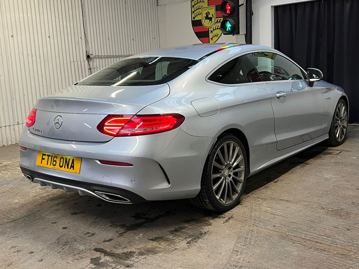 Used Mercedes-Benz C Class 2016 for sale - 77906532: Photo 6