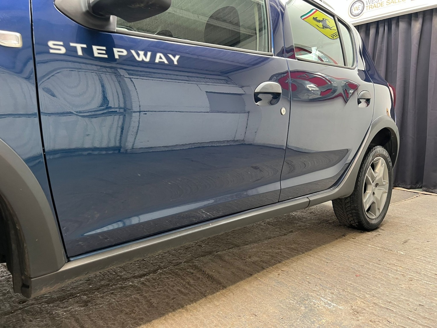 Used Dacia Sandero Stepway 2017 for sale - 78168773: Photo 8