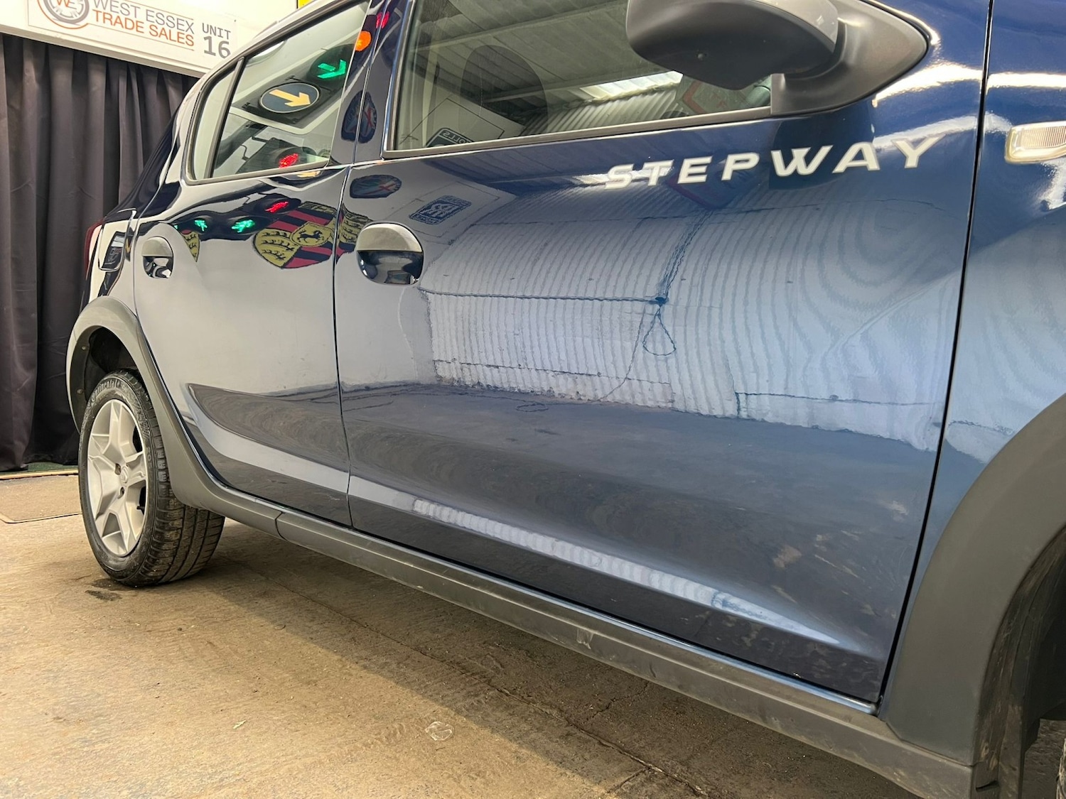 Used Dacia Sandero Stepway 2017 for sale - 78168773: Photo 9