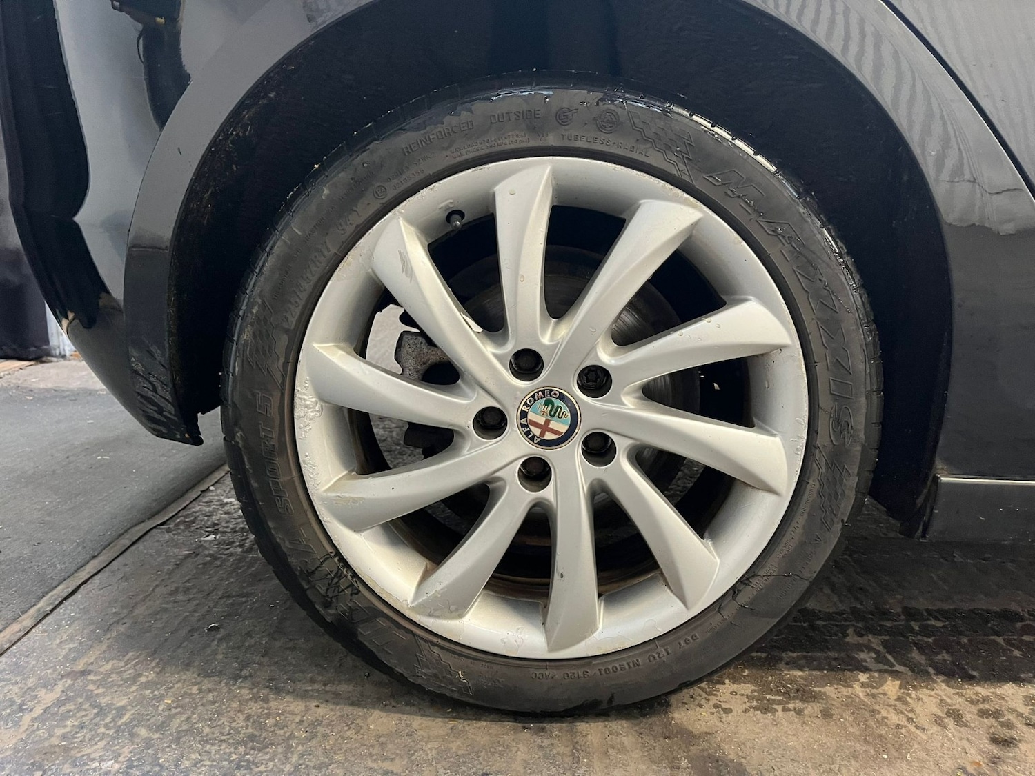 Used Alfa Romeo Giulietta 2012 for sale - 77395132: Photo 11