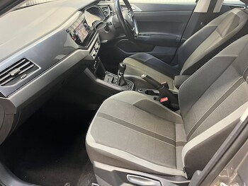 Used Volkswagen Polo 2018 for sale - 76863806: Photo