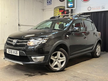 Used Dacia Sandero Stepway 2016 for sale - 76547871: Photo