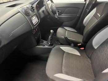 Used Dacia Sandero Stepway 2016 for sale - 76547871: Photo