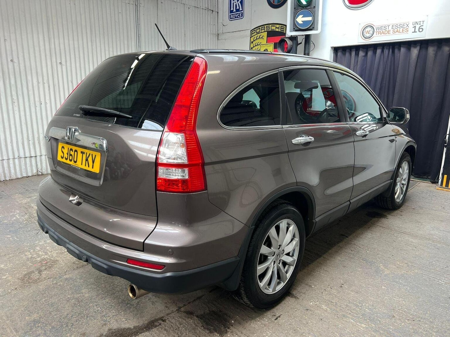 Vehicle 6