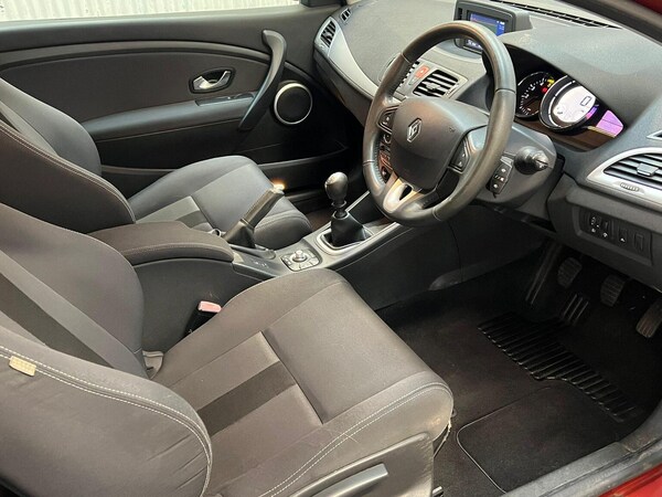 Used Renault Megane 2010 for sale - 76273330: Photo 16