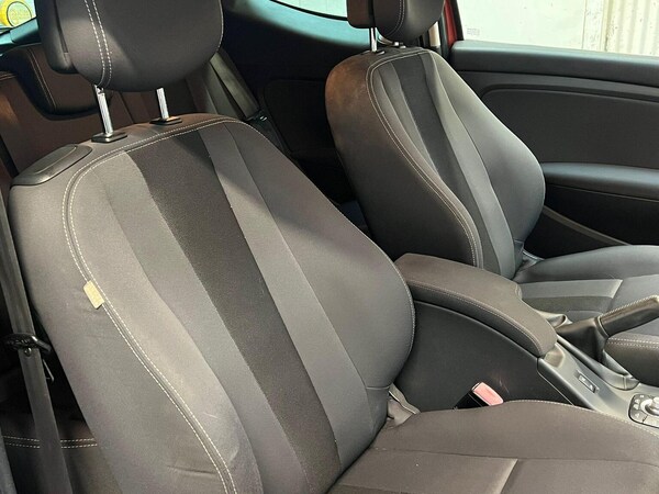 Used Renault Megane 2010 for sale - 76273330: Photo 17