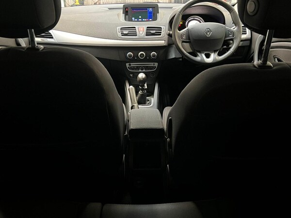 Used Renault Megane 2010 for sale - 76273330: Photo 20