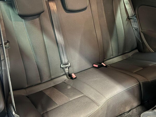Used Renault Megane 2010 for sale - 76273330: Photo 22