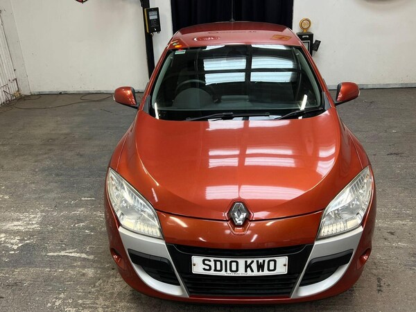 Used Renault Megane 2010 for sale - 76273330: Photo 5