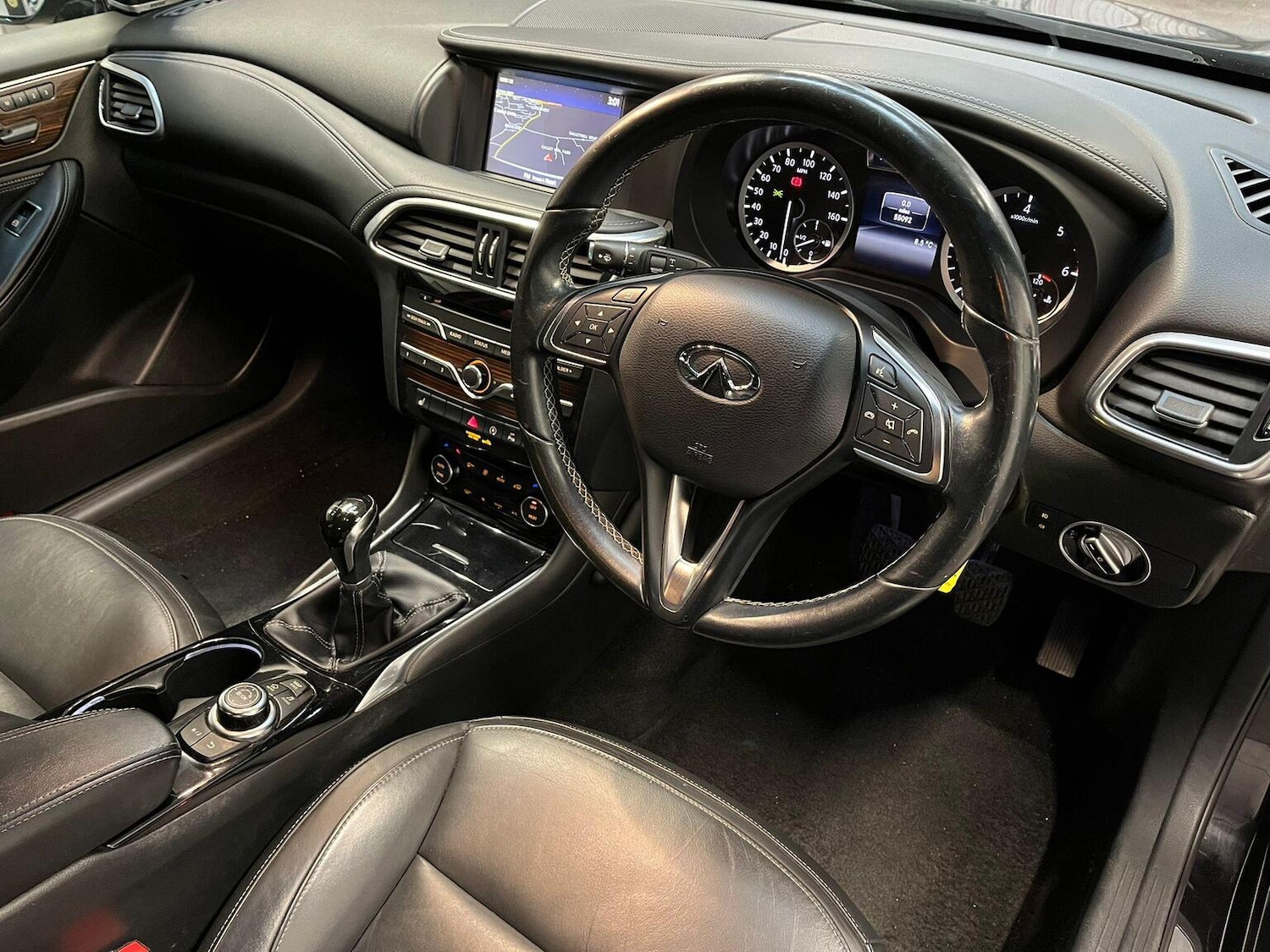 Used Infiniti Q30 2017 for sale - 76643380: Photo 19