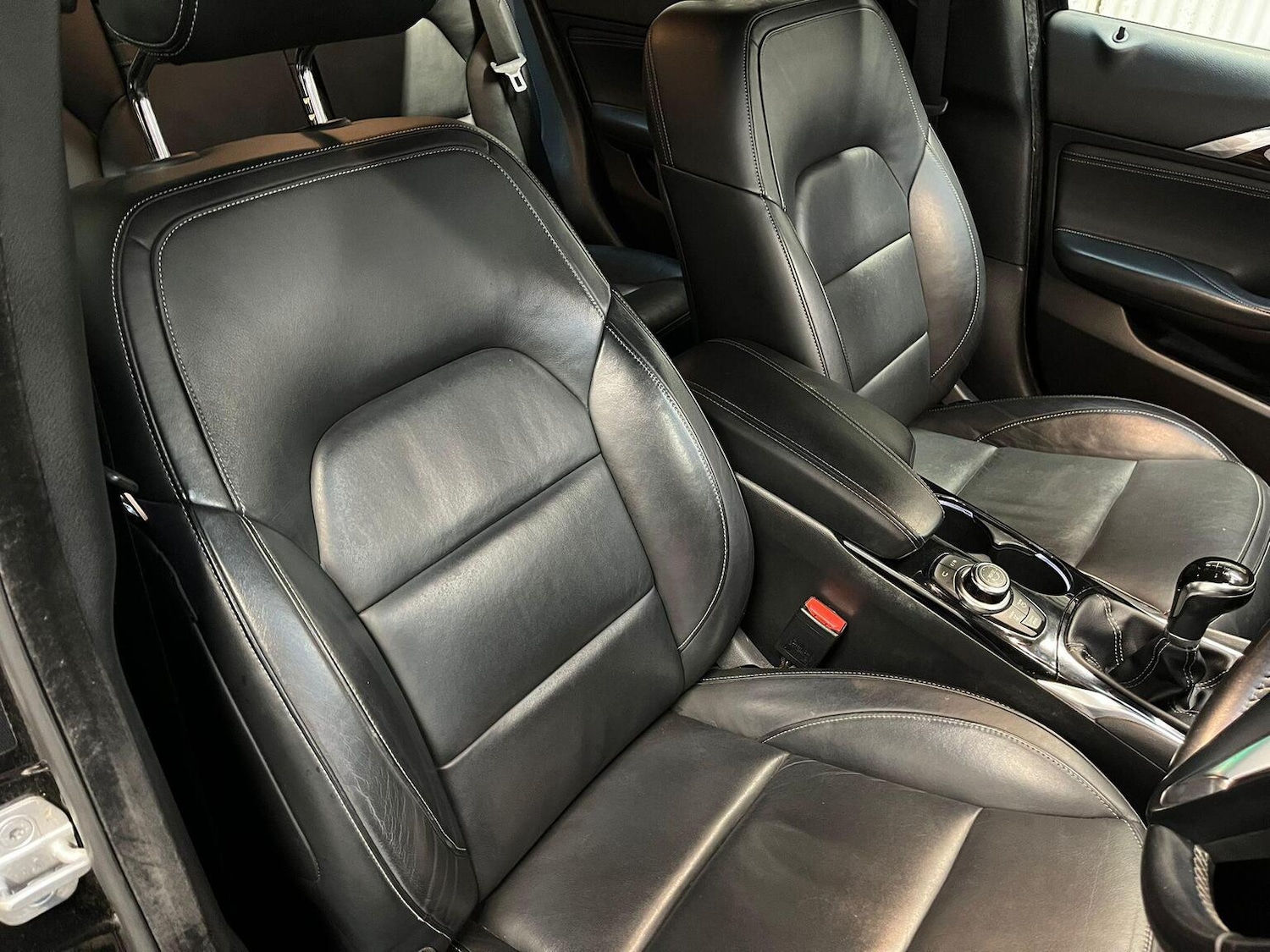 Used Infiniti Q30 2017 for sale - 76643380: Photo 21