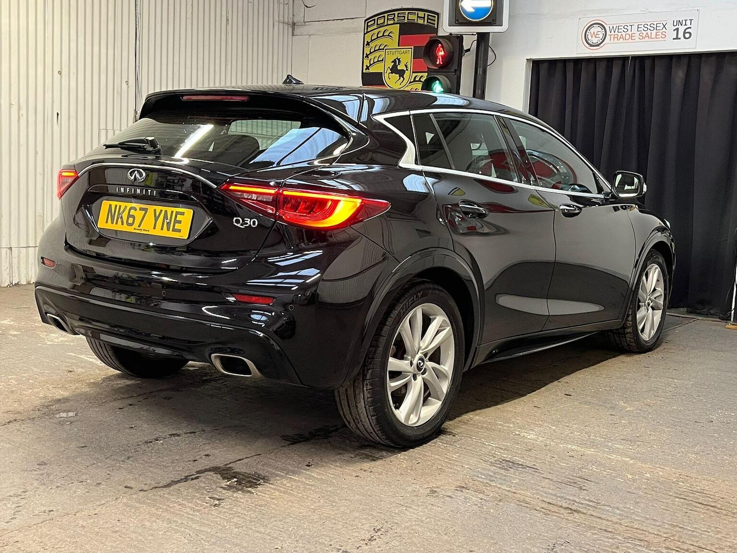 Used Infiniti Q30 2017 for sale - 76643380: Photo 6