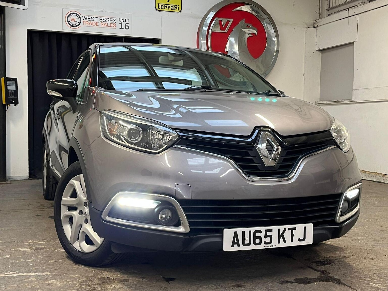 Used Renault Captur 2015 for sale - 76397049: Photo 13