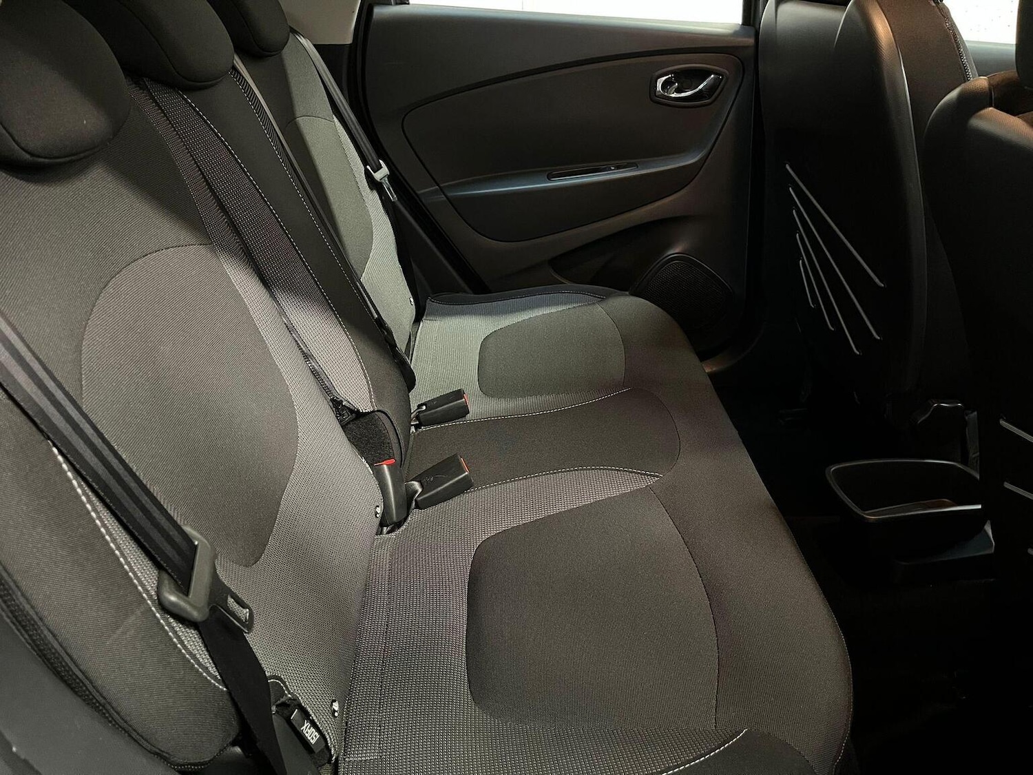 Used Renault Captur 2015 for sale - 76397049: Photo 22