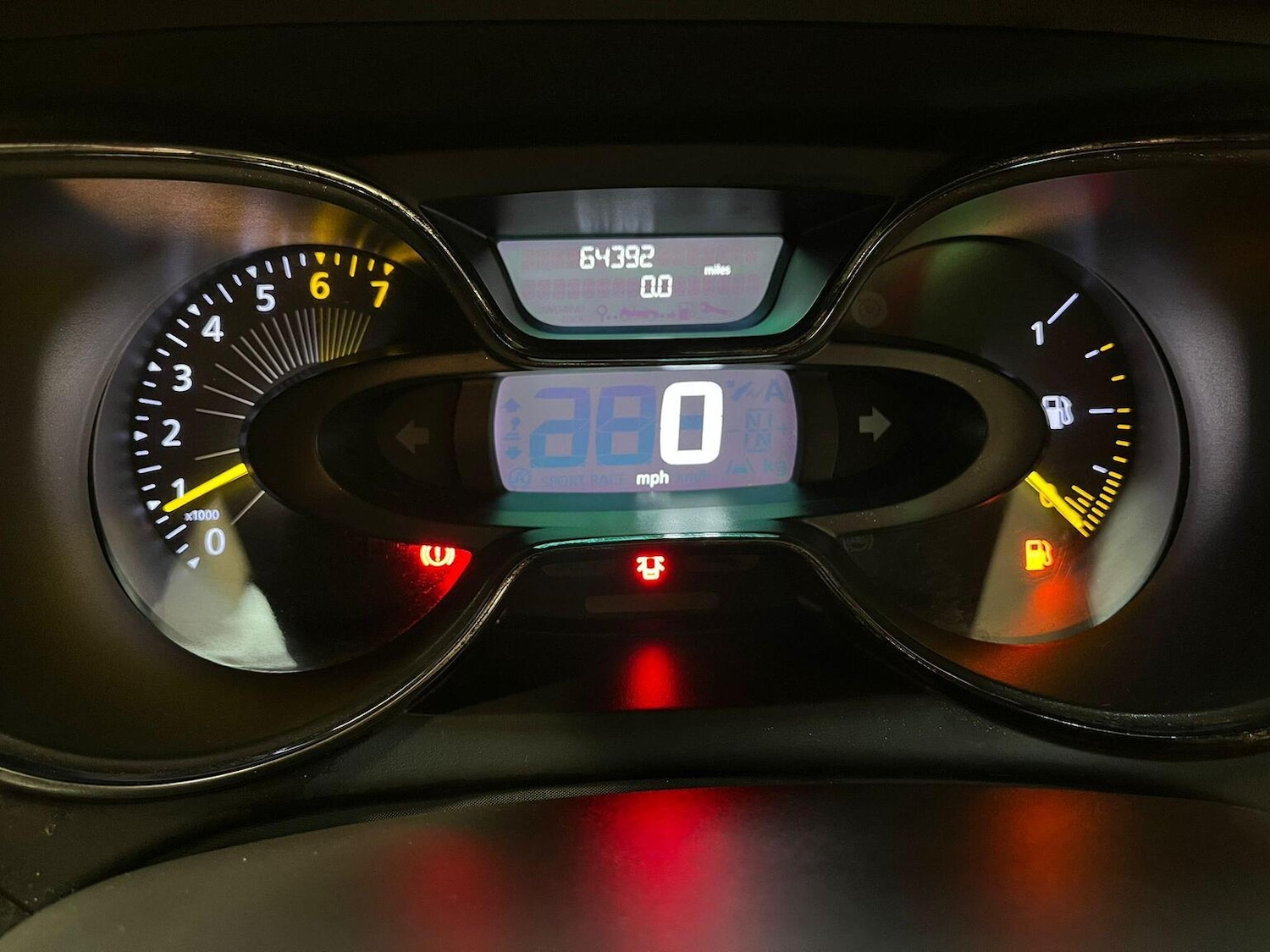 Used Renault Captur 2015 for sale - 76397049: Photo 25