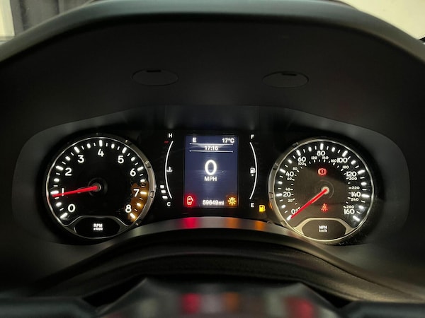 Used Jeep Renegade 2017 for sale - 76246225: Photo 25
