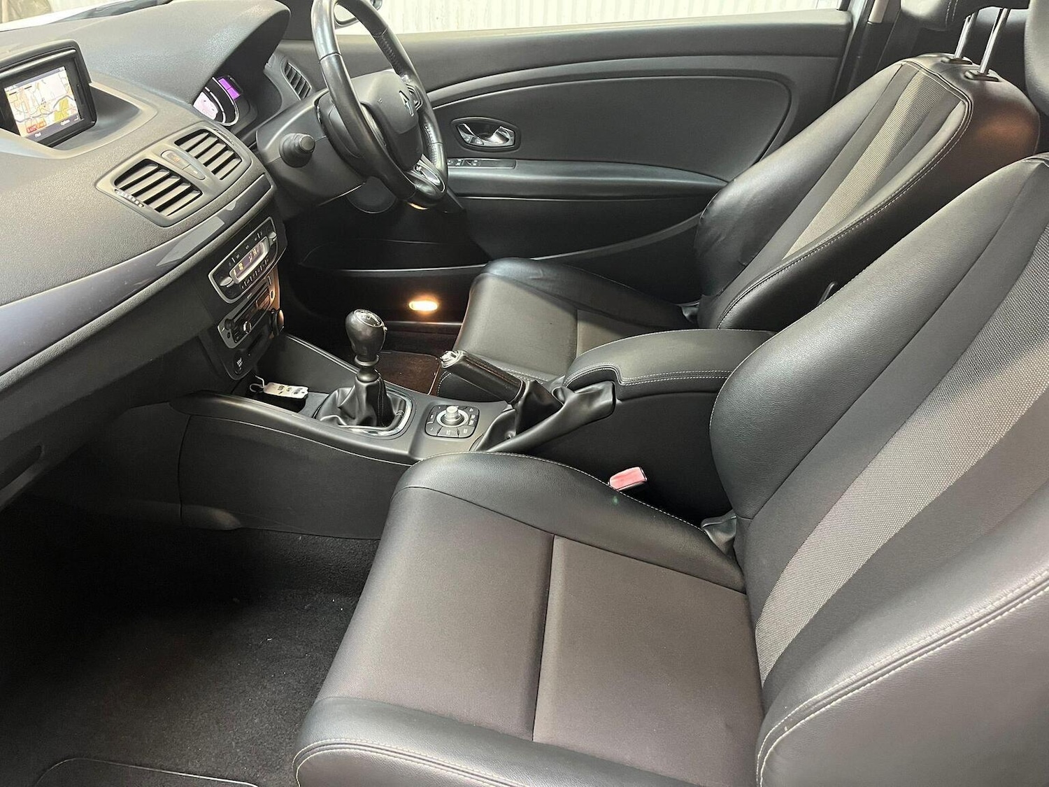 Used Renault Megane 2014 for sale - 77154424: Photo 4