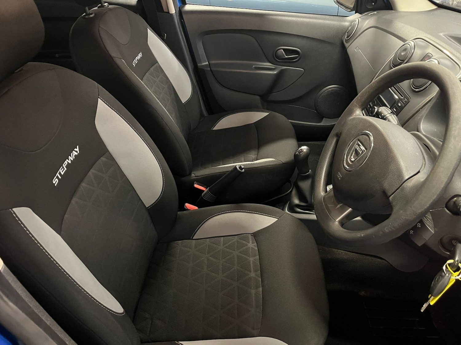 Used Dacia Sandero Stepway 2015 for sale - 77162340: Photo 20