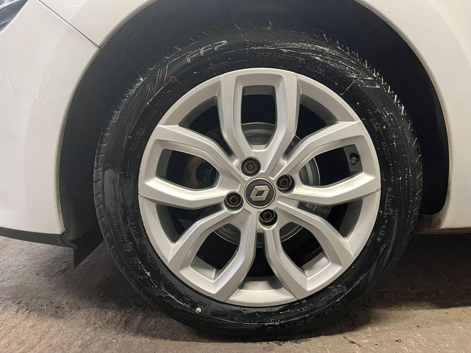 Used Renault Clio 2016 for sale - 76656131: Photo 12