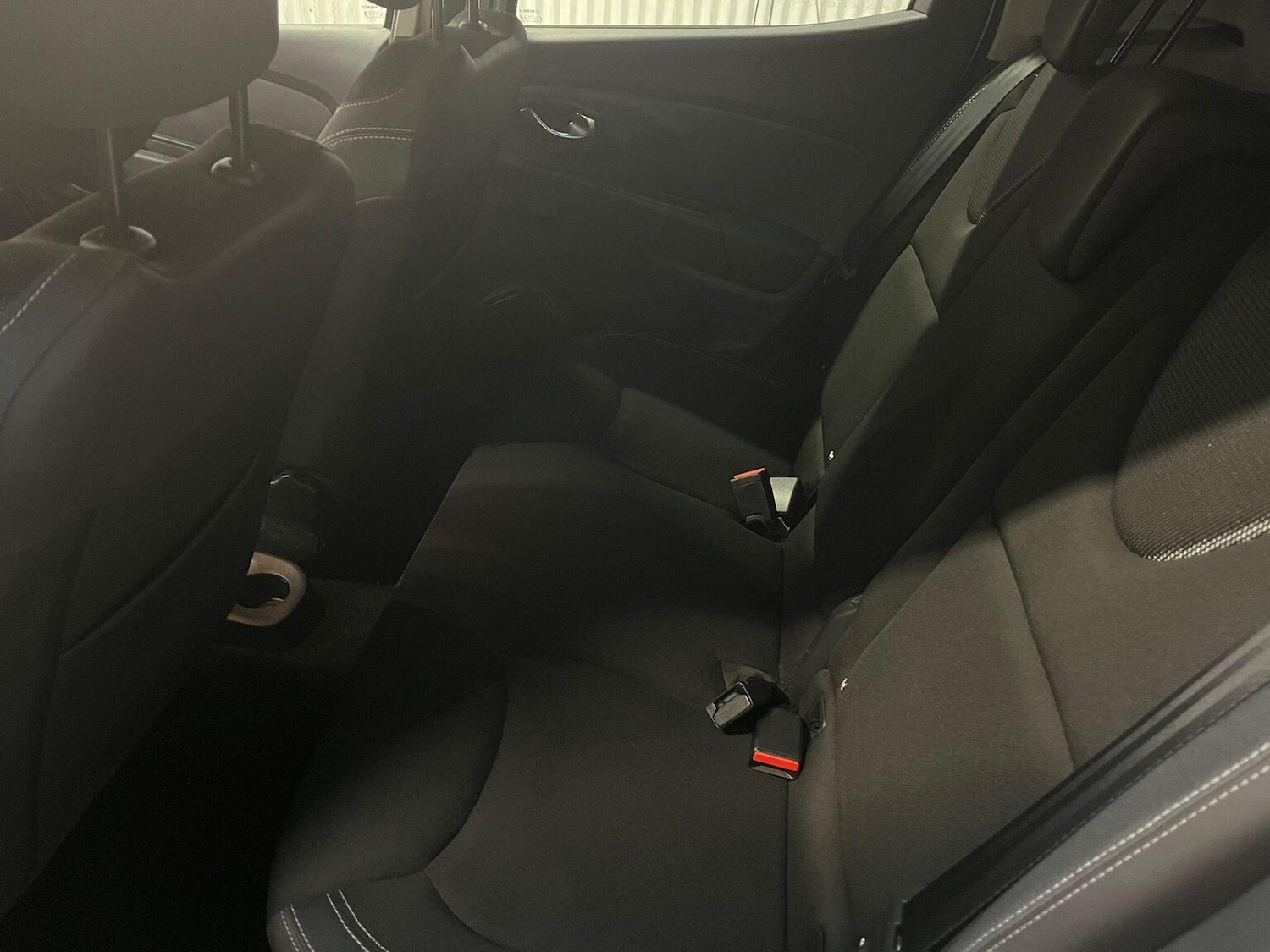 Used Renault Clio 2016 for sale - 76656131: Photo 23